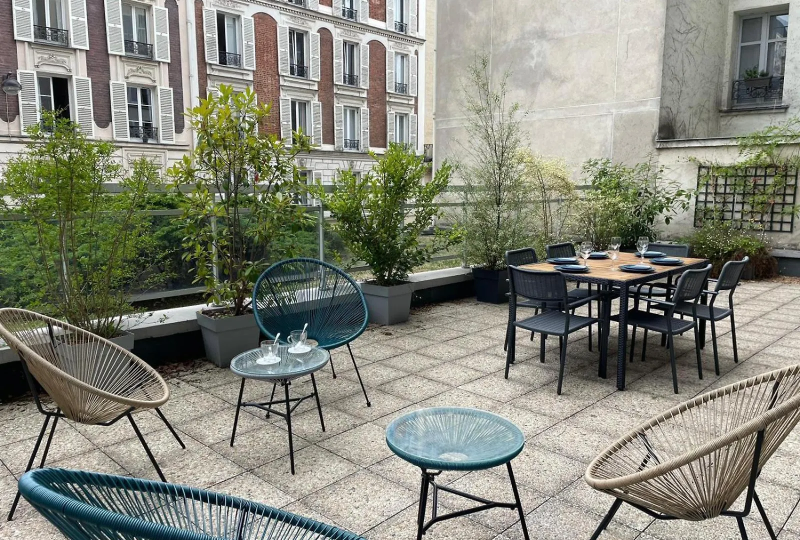 Branded New 4 Bdrs Flat - Huge Terrace - Prime Loc Apartment Paris France